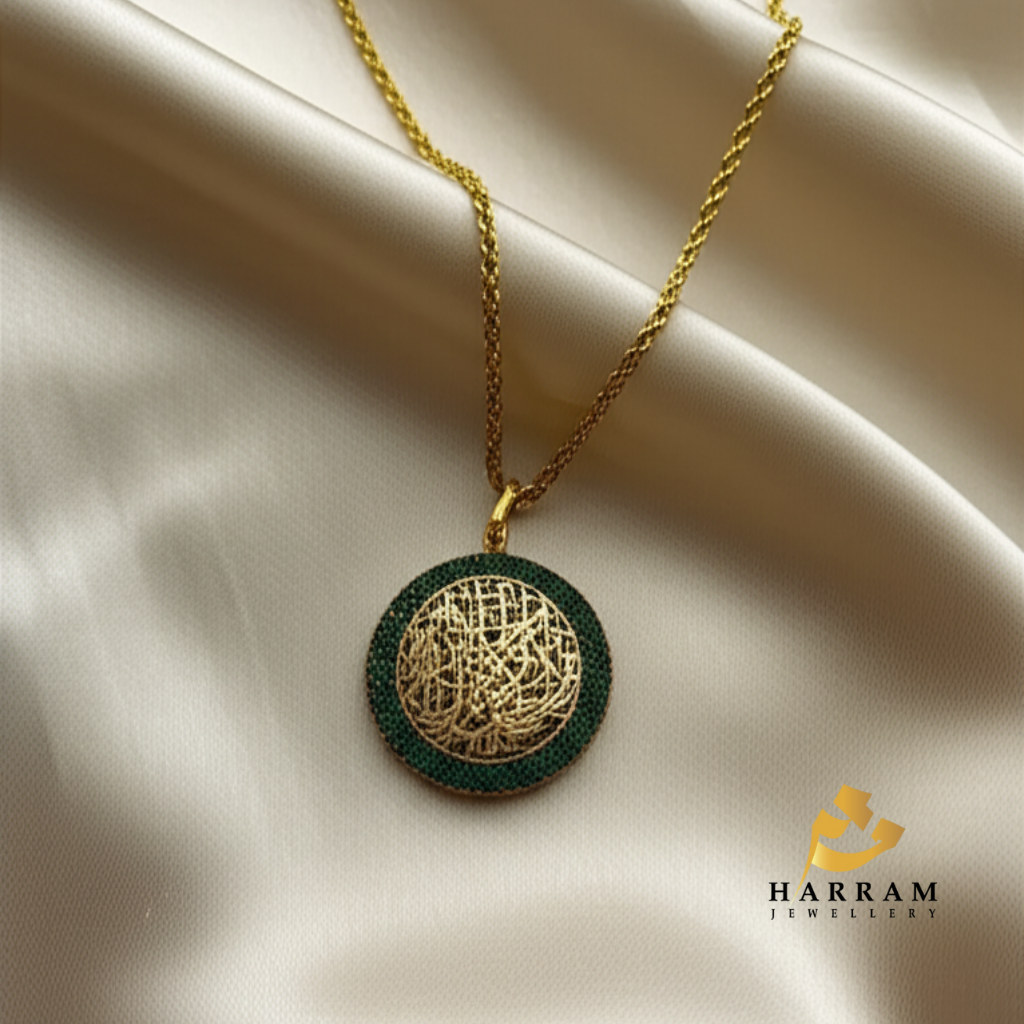 Necklaces/Pendants/Lockets