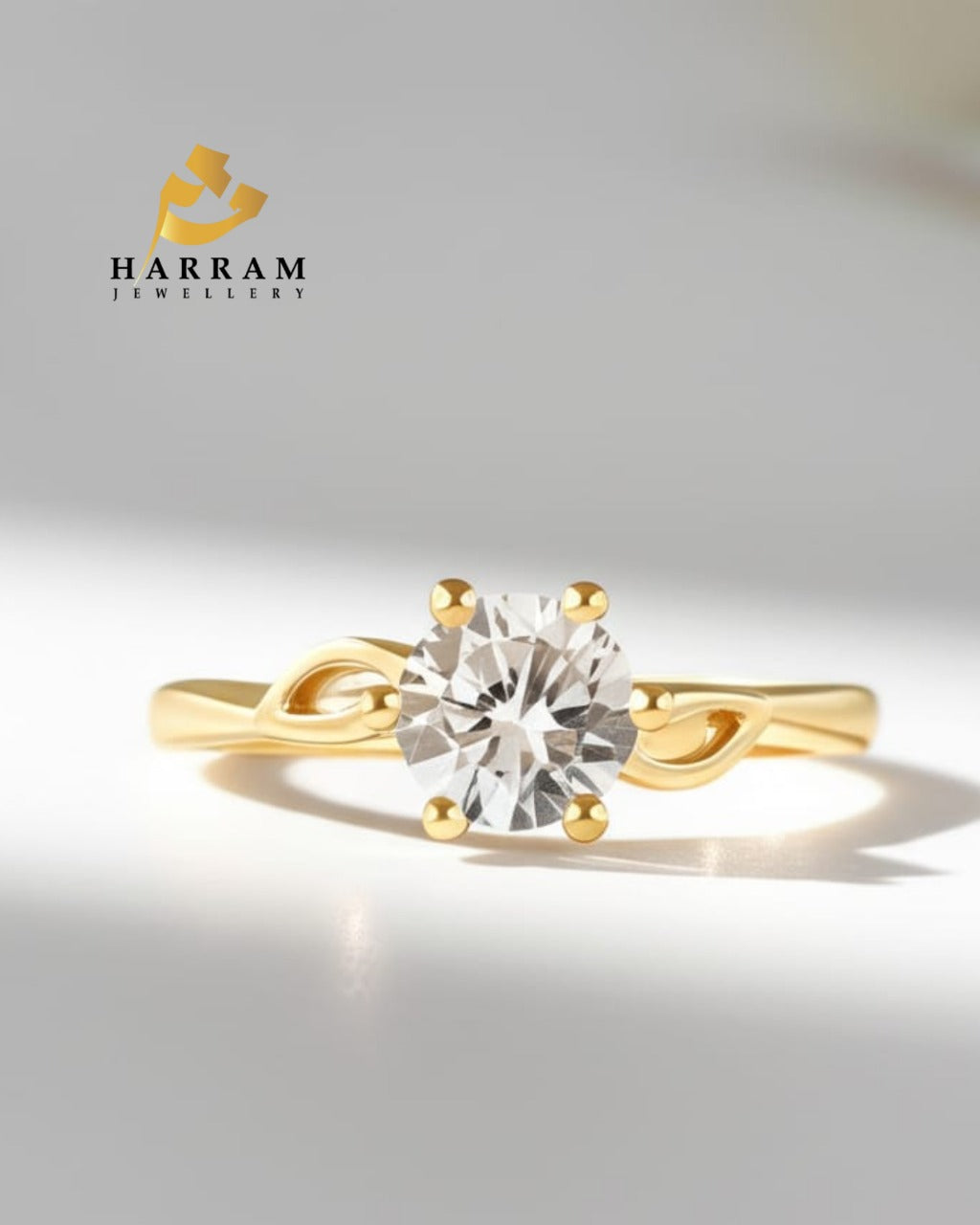 Elegant Gold Solitaire Ring with Band Design