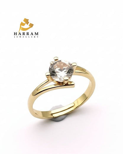 Classic Gold Ring with Split Shank Design