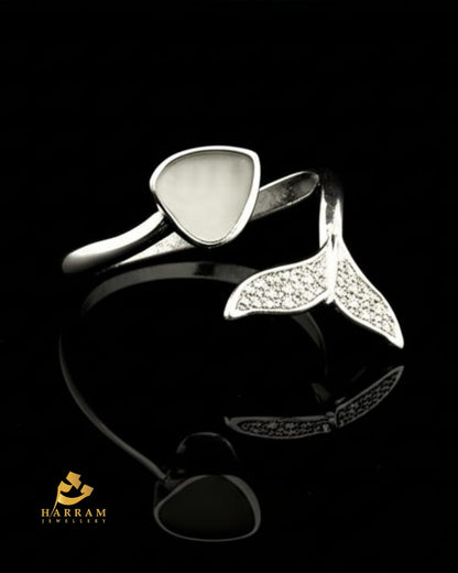 Elegant Adjustable Mermaid Tail Ring