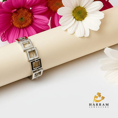 Square Link Bracelet – Modern Silver Finish