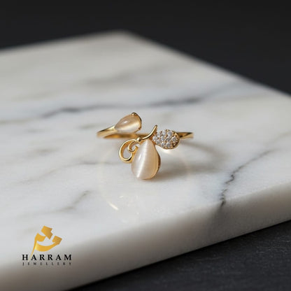 Elegant Teardrop Stone & Crystal Accent Ring